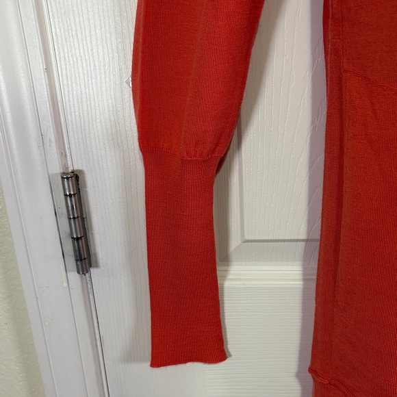 J. Crew 100% Merino Wool Women's Salmon Cardigan Sweater Size Small - Picture 3 of 9